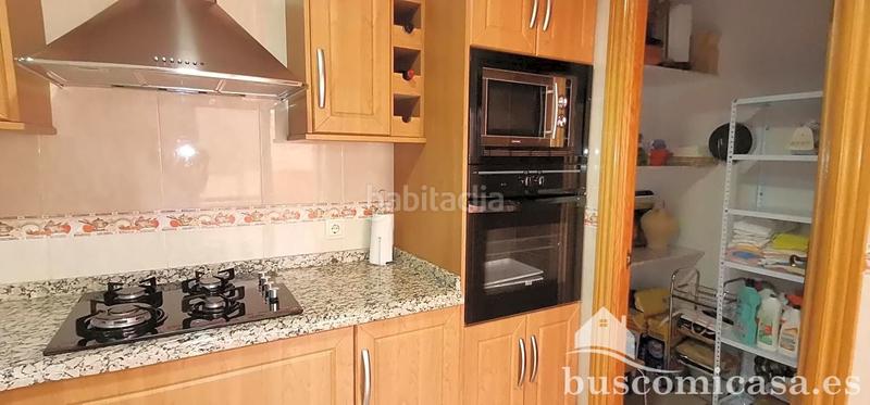 Foto 8ea9e1f1-0d87-48f4-8fe2-58d926440325. Casa bonita y amplia casa en calle hortensia en Linarejos Linares