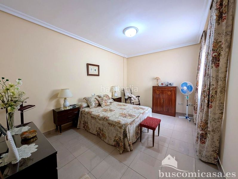 Foto dde4b07d-458f-45d4-a391-bb441a2b7639. Casa amb calefacció aparcament a Linarejos Linares