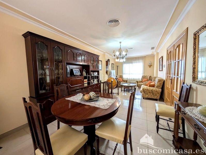 Foto e1635ea9-97da-42bd-8129-d3c396e315f3. Casa amb calefacció aparcament a Linarejos Linares