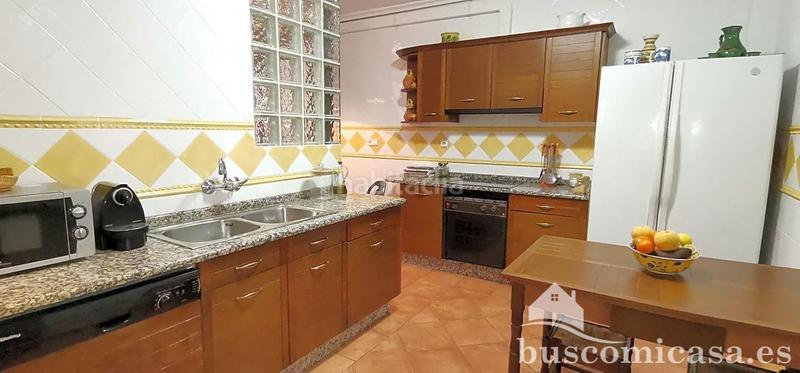 Foto 12d797b6-aed7-41d5-9350-6b60276e9fd8. Pis amb calefacció a Centro ciudad Linares