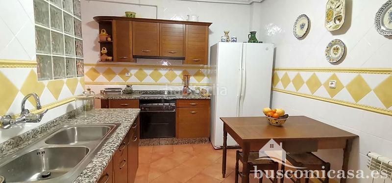 Foto 38271290-ca93-417b-a4c0-036c857d8131. Pis amb calefacció a Centro ciudad Linares