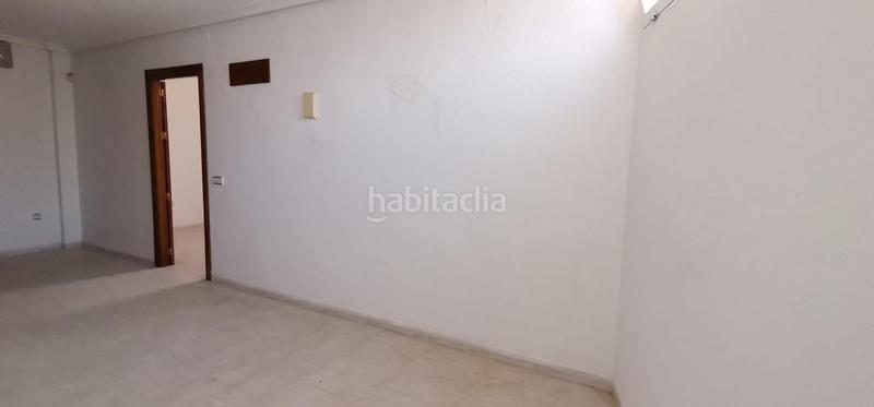 Foto 8d6bc76d-41fa-467b-98ba-ca640e5f63a6. Oficina a Centro ciudad Linares