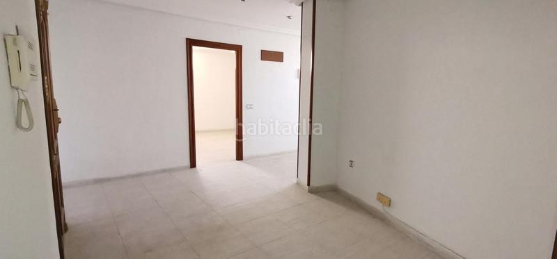 Foto a317fbcf-b4b2-49c0-934e-f4dee8cf211f. Oficina a Centro ciudad Linares