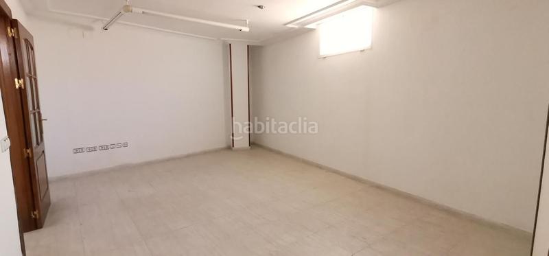 Foto e2b62bad-7db4-48f7-adc1-2b2f65c90e20. Oficina a Centro ciudad Linares