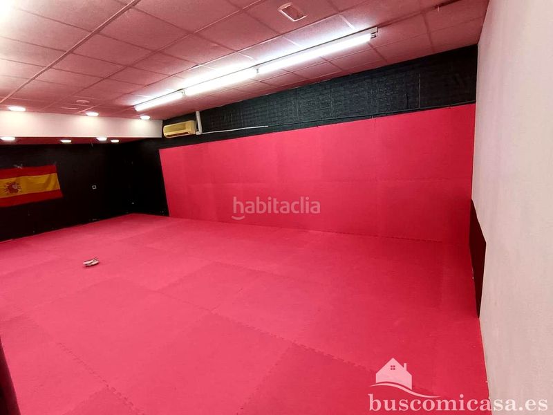 Foto 15f2574a-7c09-480b-a11e-eeb121f53f60. Local comercial a Guarromán