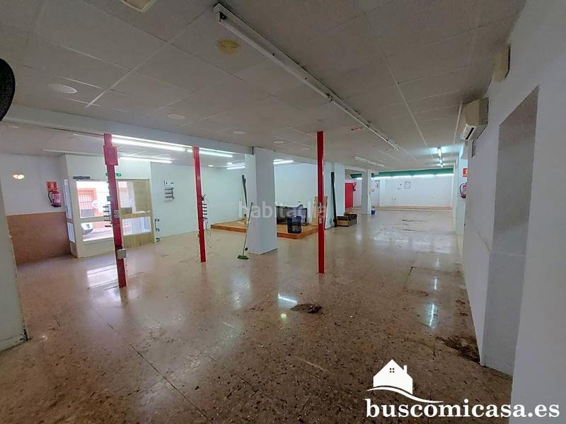 Foto 1cfb07f7-b86c-49b0-9208-6e0a748ba014. Local comercial bonito y amplio local . en Guarromán