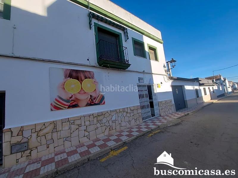 Foto 7a14bdd9-69dc-4e8f-bc6e-17aec03543c0. Local comercial bonito y amplio local . en Guarromán