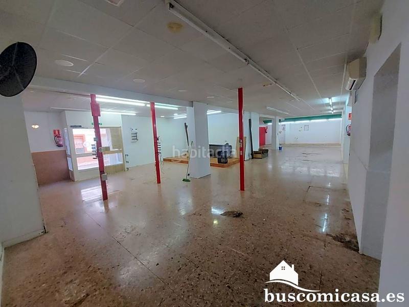 Foto dc557bcc-c697-430b-9ee5-45e7029d1a98. Local comercial bonito y amplio local . en Guarromán
