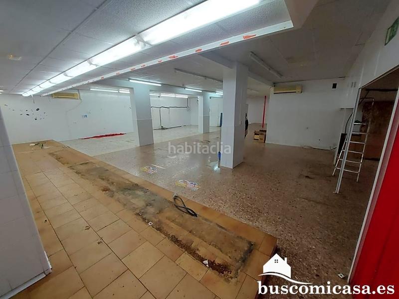 Foto e5e571a4-8830-4aed-8f06-88a4d944329e. Local comercial bonito y amplio local . en Guarromán
