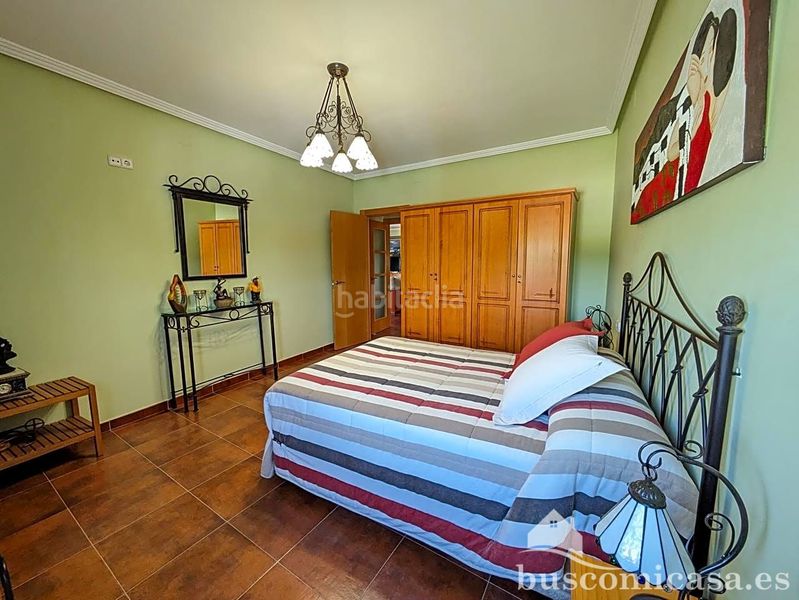 Foto 09ac9574-c39d-4e75-819b-37468fe9afcb. House with parking in Jabalquinto