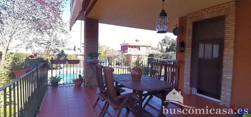 Foto 10305aaf-a68a-4efd-80e4-1aa7af19ad4d. Casa amb calefacció piscina a La Zarzuela - San José - Belén Linares