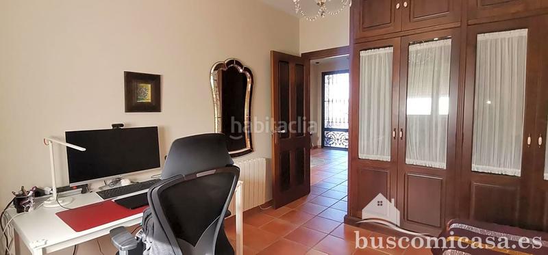 Foto 3599b8fe-efc6-4c27-a6be-7696596ad354. Casa amb calefacció piscina a La Zarzuela - San José - Belén Linares