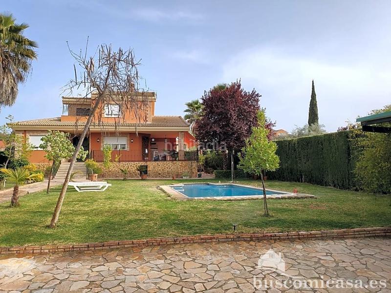 Foto 81a31c18-ecec-41a6-86c7-e7cf25c131c6. Casa amb calefacció piscina a La Zarzuela - San José - Belén Linares