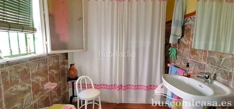 Foto 023fd039-fb63-4d71-8c8e-ae08be1c2f4d. Edificio  en calle tetuán. en Centro ciudad Linares