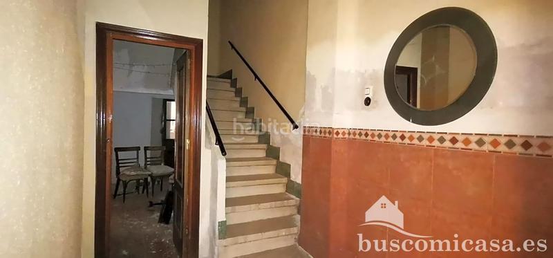 Foto 175259ae-89f8-4186-82d9-f06af384a4cf. Edificio  en calle tetuán. en Centro ciudad Linares