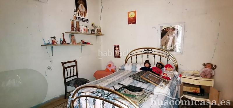 Foto 77b300f5-2a1a-4d62-81c0-ff5f3a0c22b7. Edificio  en calle tetuán. en Centro ciudad Linares