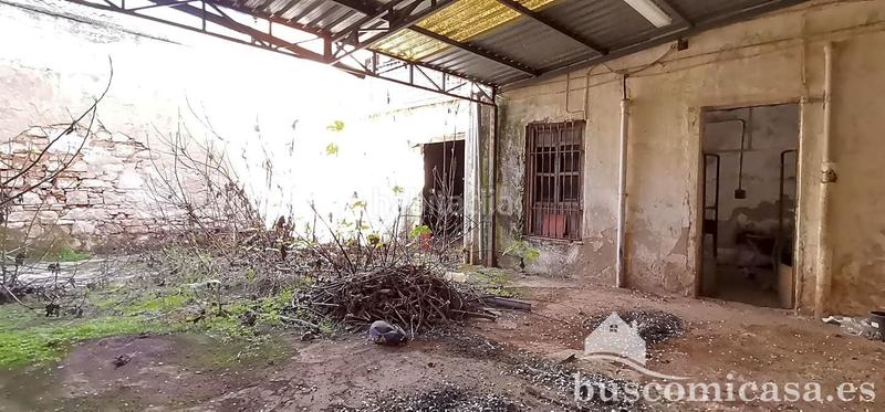 Foto bc90bd2c-2ead-4bae-8d98-6b71c4c06401. Edificio  en calle tetuán. en Centro ciudad Linares