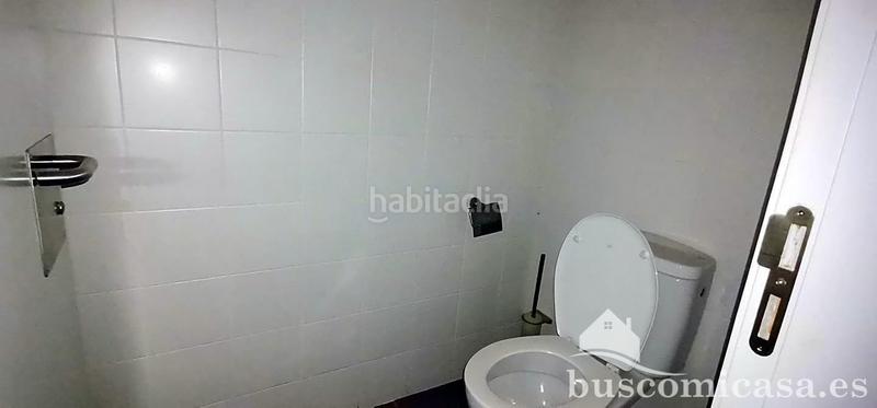 Foto b02f371c-05db-4b9a-a218-d0b7f97da753. Location local commercial dans La Zarzuela - San José - Belén Linares