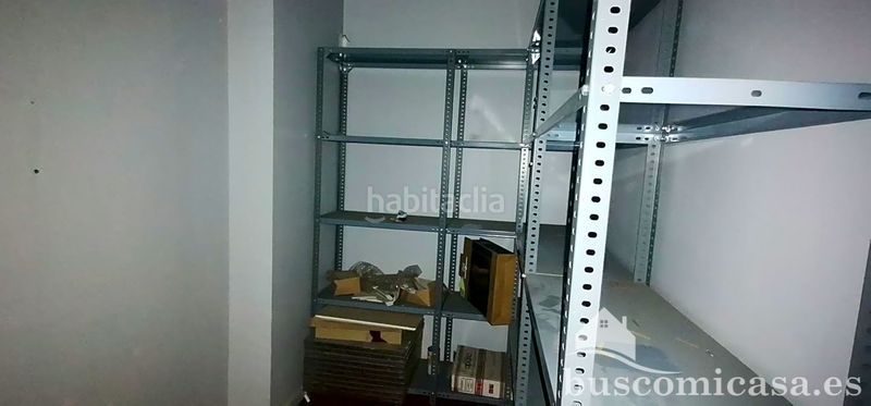 Foto 972c3ba5-1a90-482c-8695-0f6e35b74ab8. Rent business premise in La Zarzuela - San José - Belén Linares