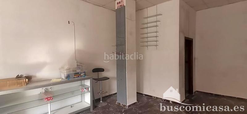 Foto 2bf5d272-628d-4581-ae5a-fb70b8b00638. Location local commercial dans Linarejos Linares