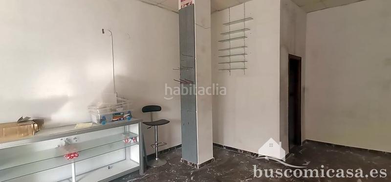 Foto baeae81f-3382-43d2-bb87-17d73200eb24. Location local commercial dans Linarejos Linares