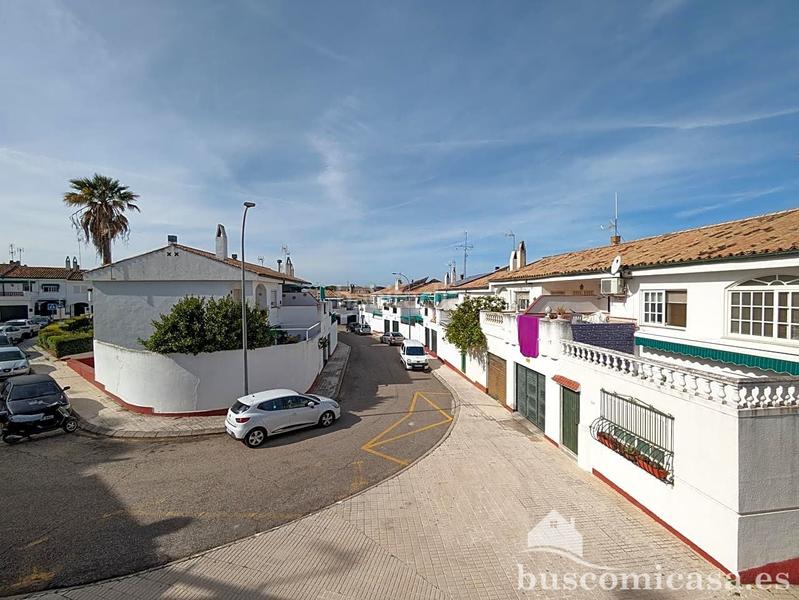 Foto e77fb6df-b72e-45dd-8a86-092db516f470. Casa bonita casa en urbanización la florida. en Zona Hospital Linares