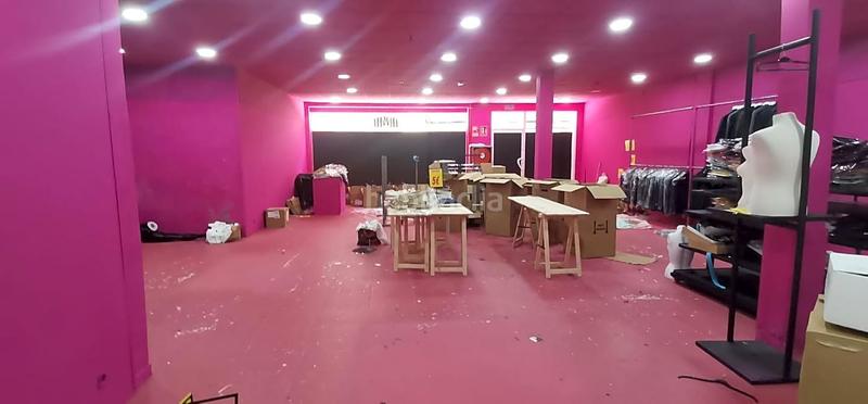 Foto 746594f1-09d5-45e9-ac26-b53a2115c2a1. Miete geschäftsraum in Centro ciudad Linares