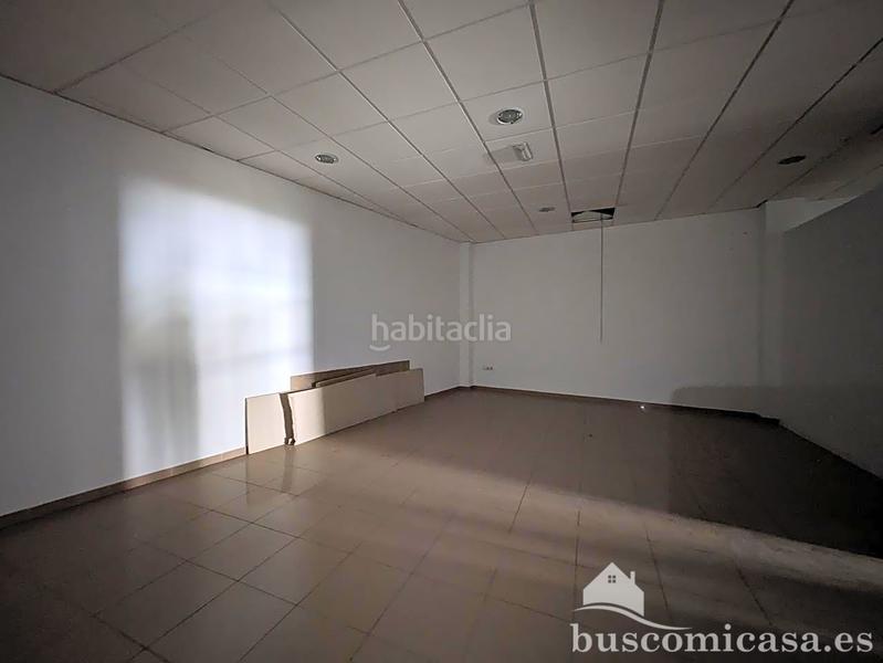 Foto 3216b777-dc1f-4487-9a09-ff1029a3d9be. Local comercial local en pleno corazón . en Centro ciudad Linares