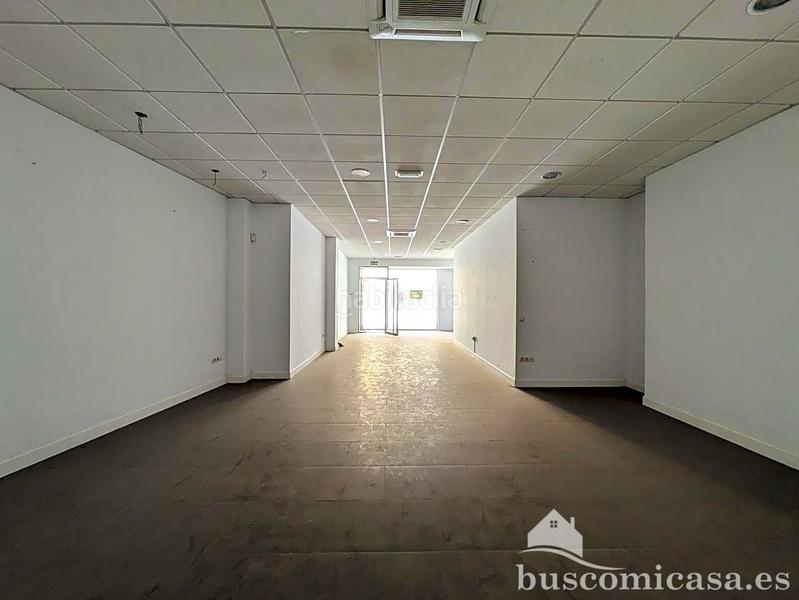 Foto a62cefdb-744e-4a15-b3e2-84bc449c2538. Local comercial local en pleno corazón . en Centro ciudad Linares