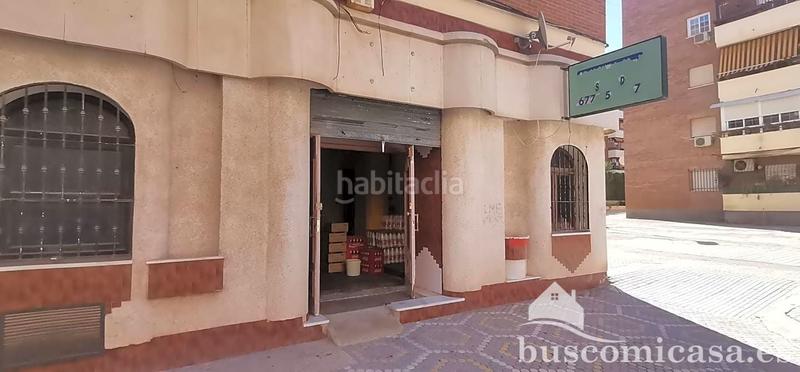 Foto bd0caec3-a477-43bd-b23b-e50a7eedf434. Location local commercial dans La Zarzuela - San José - Belén Linares