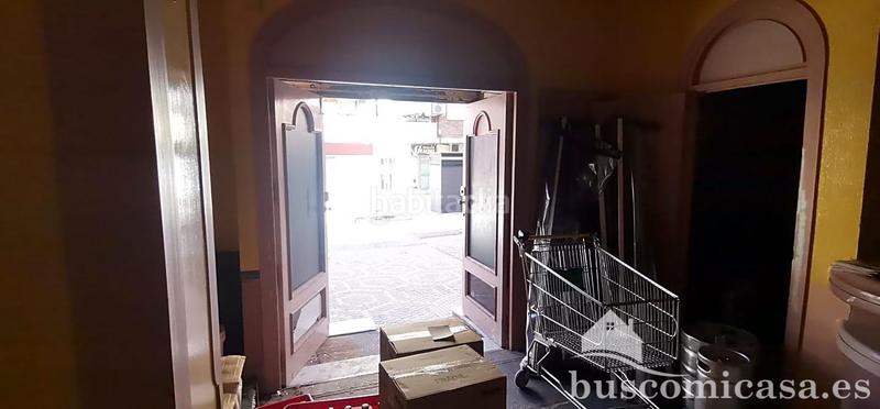 Foto 5bb85098-8481-48d5-baab-0d25ac01f696. Local comercial local en la avenida de andalucia en Linares