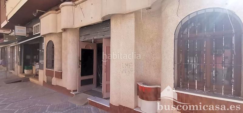 Foto afbd4dfc-a58b-46f0-a2ca-c6267cfe91d5. Local comercial local en la avenida de andalucia en Linares