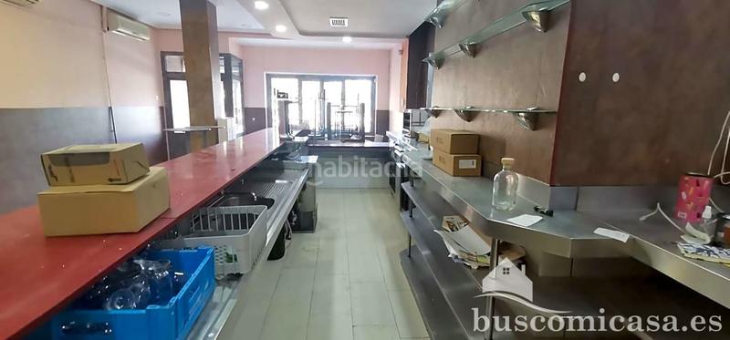 Foto 42a8f2a5-22e5-44da-8111-a55385f3561d. Local comercial local en avenida de san sebastian en Linares