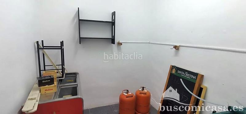 Foto 9157b452-ad93-4d7a-ab41-90fc402985da. Local comercial local en avenida de san sebastian en Linares