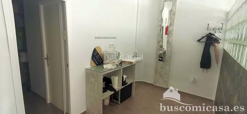 Foto 08c6e4b2-7f83-415d-9132-9a361f254eaa. Alquiler local comercial estupendo local en doctor juan reyes en Linares