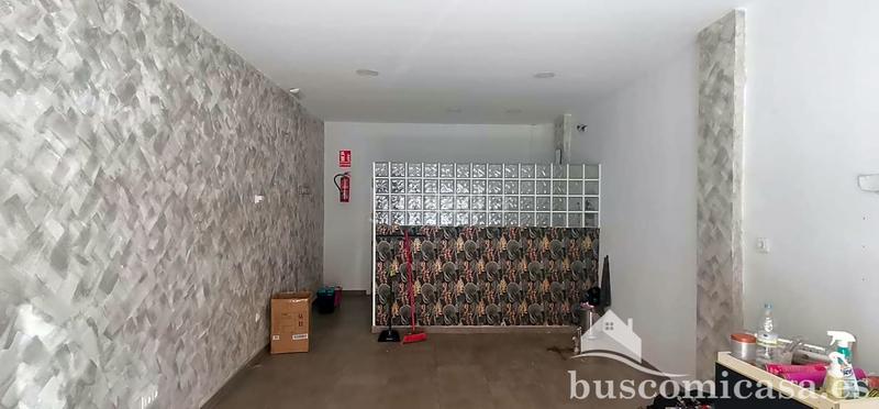 Foto 3cdcef98-b9df-4172-ac8f-8de4572de2ce. Alquiler local comercial estupendo local en doctor juan reyes en Linares