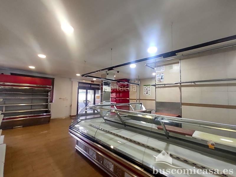 Foto 3d1ea857-f665-4efa-b98e-4d26aeea96d7. Location local commercial dans Linarejos Linares