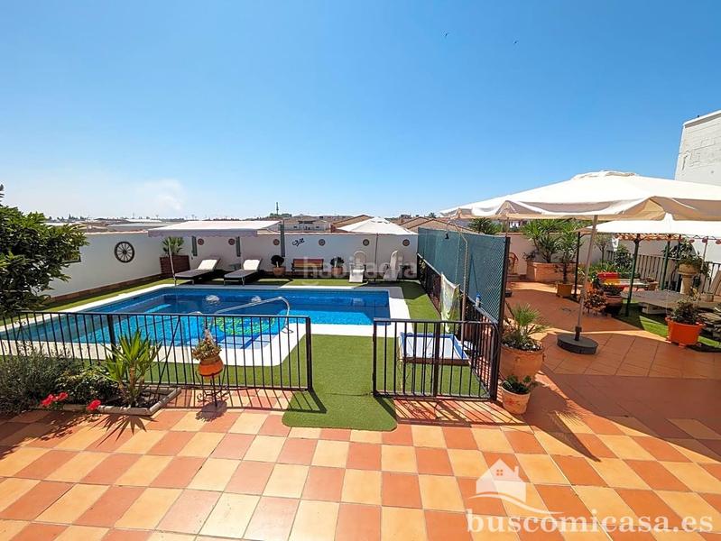 Foto 1cd7a99a-9f6c-43eb-917c-8949cd4fe681. Haus mit heizung parking pool in Carolina (La)