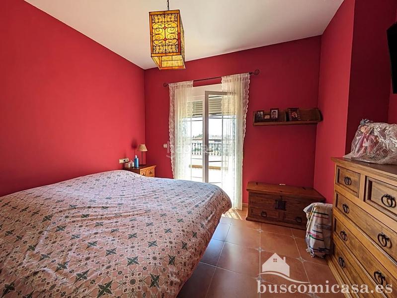 Foto 33db4a81-bb4d-41d5-8d12-99d189e2b442. Haus mit heizung parking pool in Carolina (La)