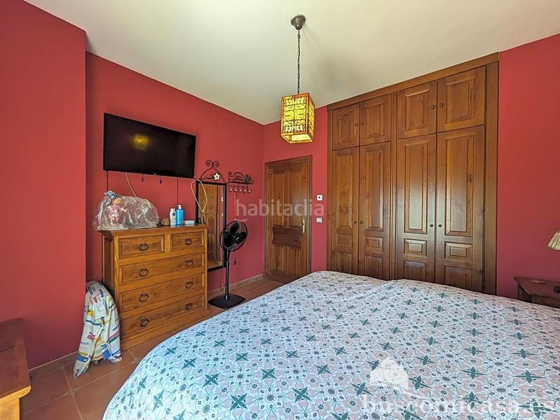 Foto 5418588f-cd57-4ea9-8301-dd1017cec2f8. Haus mit heizung parking pool in Carolina (La)