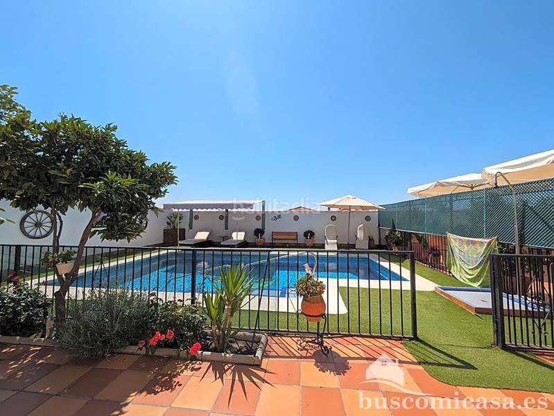 Foto cd264cf5-7e05-4d24-b493-422693b08356. Haus mit heizung parking pool in Carolina (La)