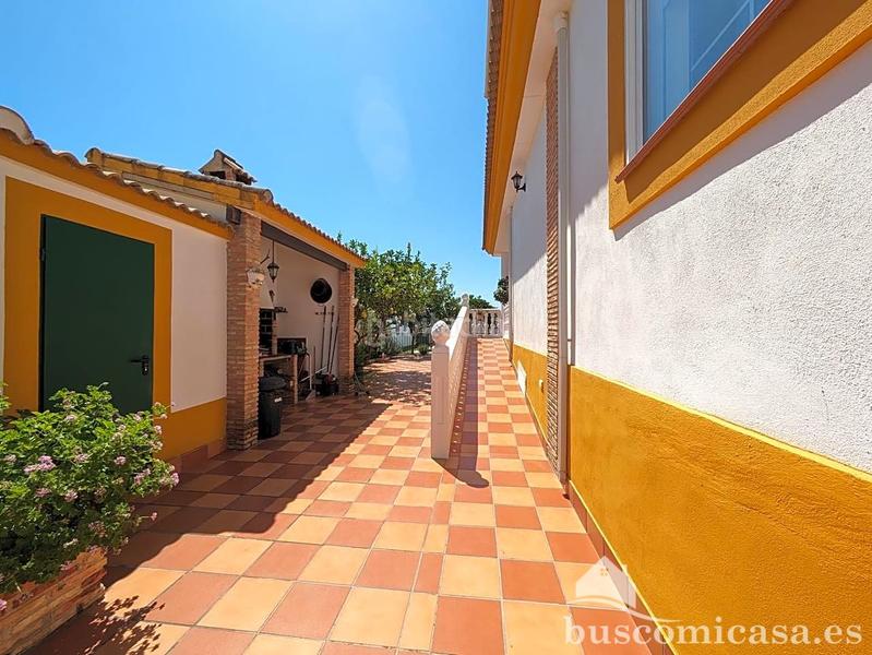 Foto d84f7a90-a03a-48c1-a538-448906acd885. Haus mit heizung parking pool in Carolina (La)