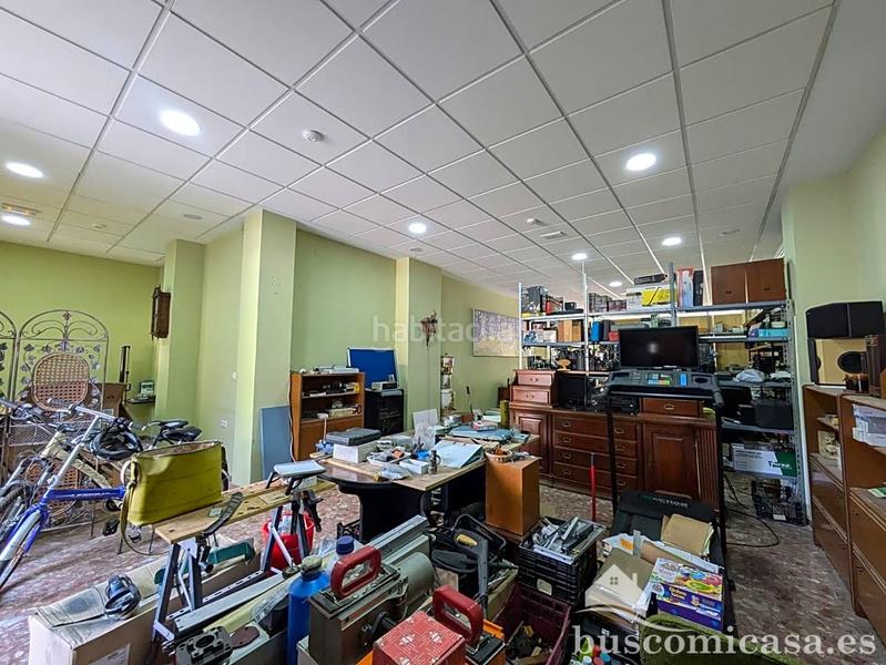 Foto c193d0da-a9c3-412d-829f-f232a66cef87. Alquiler local comercial local en avenida de andalucia en Linares