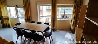 Rent Flat  Calle alfonso x el sabio. Habitación libre con wifi