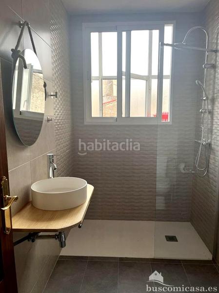 Foto ecc8c631-9c49-43e0-b20a-18c466c9c6c7. Alquiler piso  con wifi y terraza en Linarejos Linares