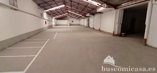 Rent Car parking in Linarejos. Plaza aparcamiento para moto