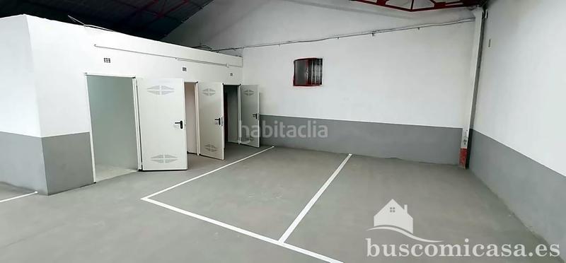 Foto 3e621475-d44f-49d5-9a9f-8cc74ab596a3. Miete autoparkplatz in Linarejos Linares