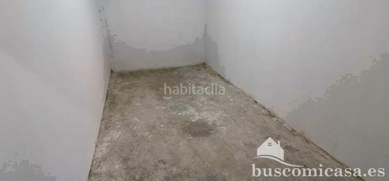 Foto cb01fa24-6bb3-44a0-94aa-7e3a4ce16d8d. Miete autoparkplatz in Linarejos Linares