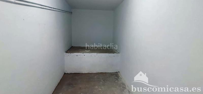 Foto edead719-feff-4e4c-8d4a-00efa97ea4d1. Miete autoparkplatz in Linarejos Linares