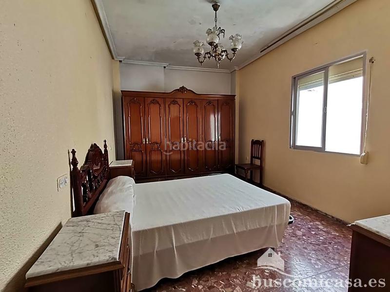 Foto 97cbe483-bff3-4c3a-9546-a6b3a969dcde. Casa amb aparcament a Arrayanes Linares